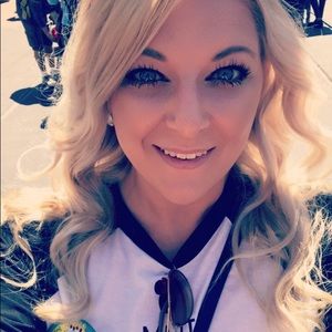 Meet your Posher, Tara